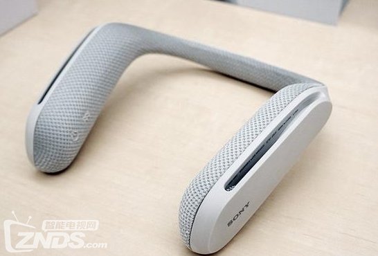 索尼推出肩扛式耳机SRS-WS1 便携黑科技仅售1481元