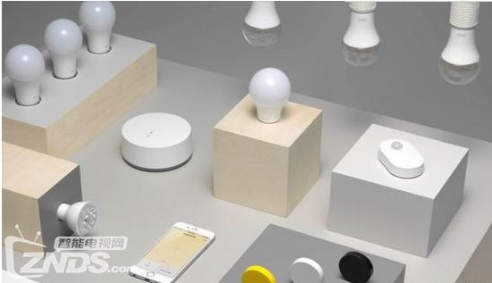 宜家推出智能灯泡 兼容HomeKit和Alexa可手机控制