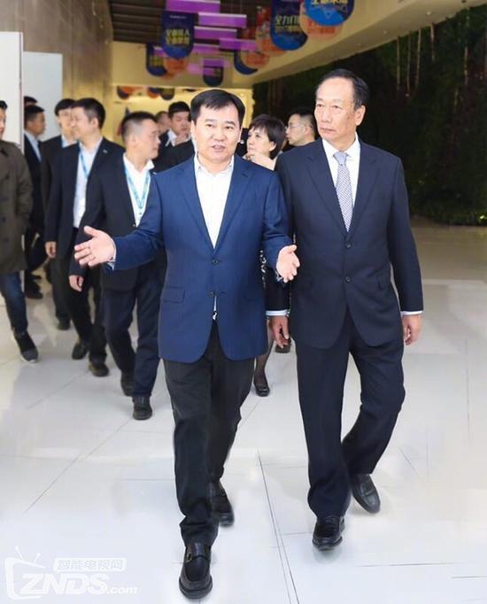 郭台铭的战略是利用任何机会推广夏普电视