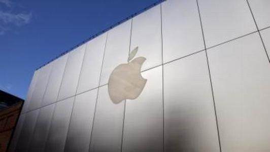 新款iPhone跟风华为,没有5G版本 新款iPhone跟风华为,没有5G版本