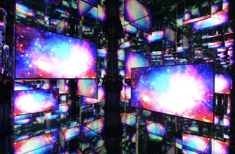 三星为QLED 8K电视打造一场科技Show 极具未来感震撼体验