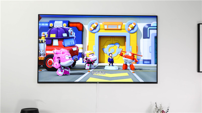 小米壁画电视评测：来自艺术的三重奏——电视、壁画和AI
