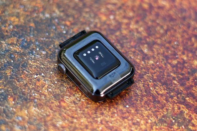 小米手表亲身评测：能实现4G独立通话的腕上“手机”