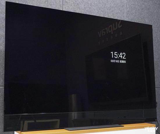 创维W92深度评测：玻璃发声8K OLED电视有哪些独特之处？