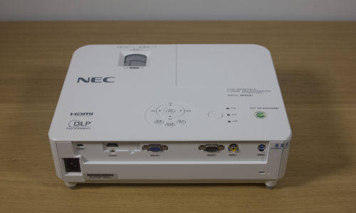 家用投影新选择 NEC CD1100H家用投影机新品测试