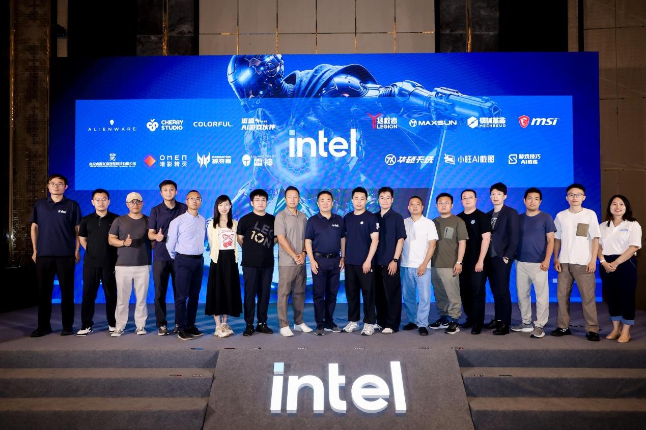 英特尔和小旺AI截图合作现场 英特尔和小旺AI截图合作现场