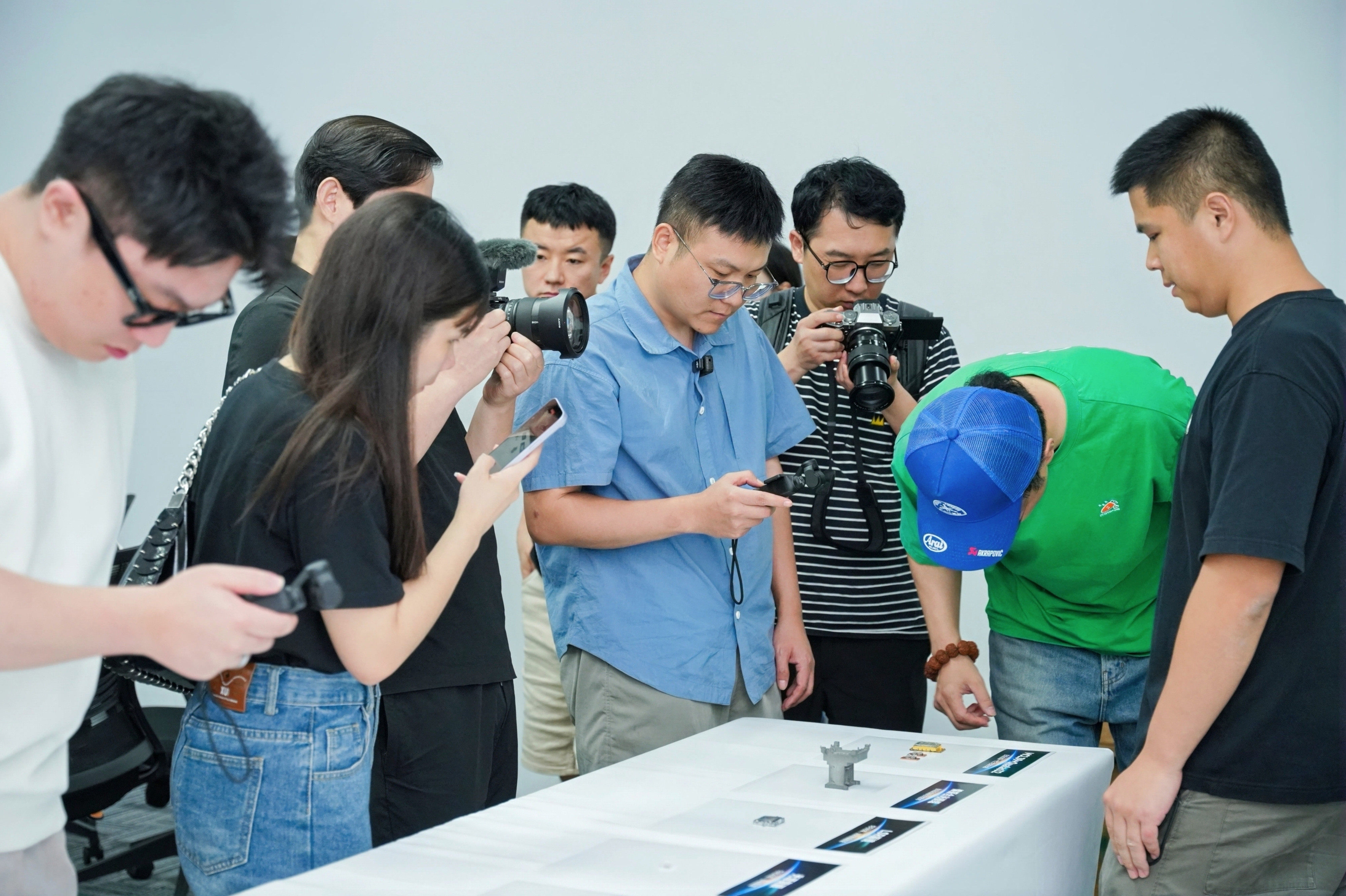 悬念升级!2025当贝夏季旗舰新品要定义“影像之巅”新标准? 悬念升级!2025当贝夏季旗舰新品要定义“影像之巅”新标准?