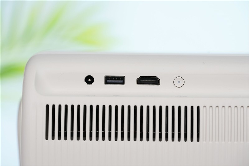 三色激光画质惊人!当贝D7X激光投影仪评测:两千多元即体验旗舰技术 三色激光画质惊人!当贝D7X激光投影仪评测:两千多元即体验旗舰技术