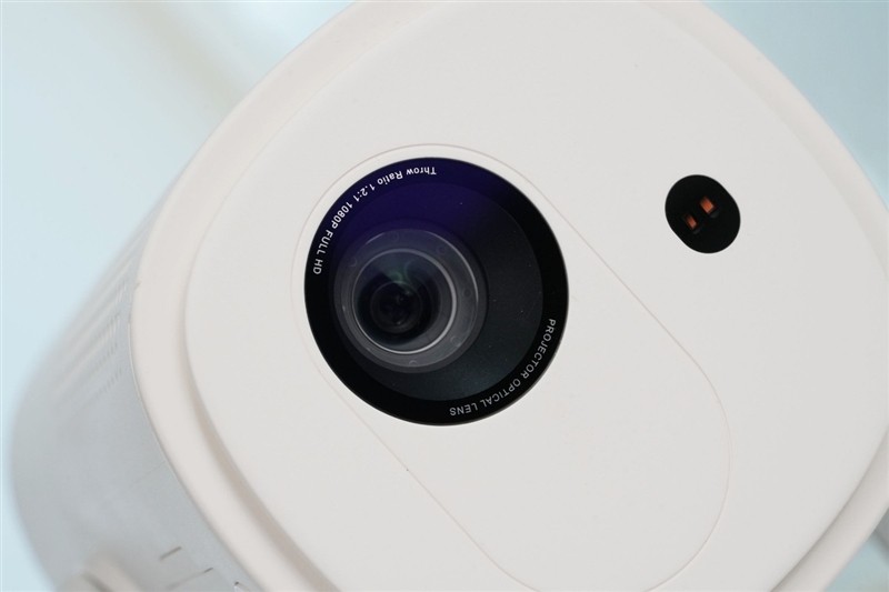 比上代轻了20%!当贝Smart 2 智能投影仪评测:便携画质王者