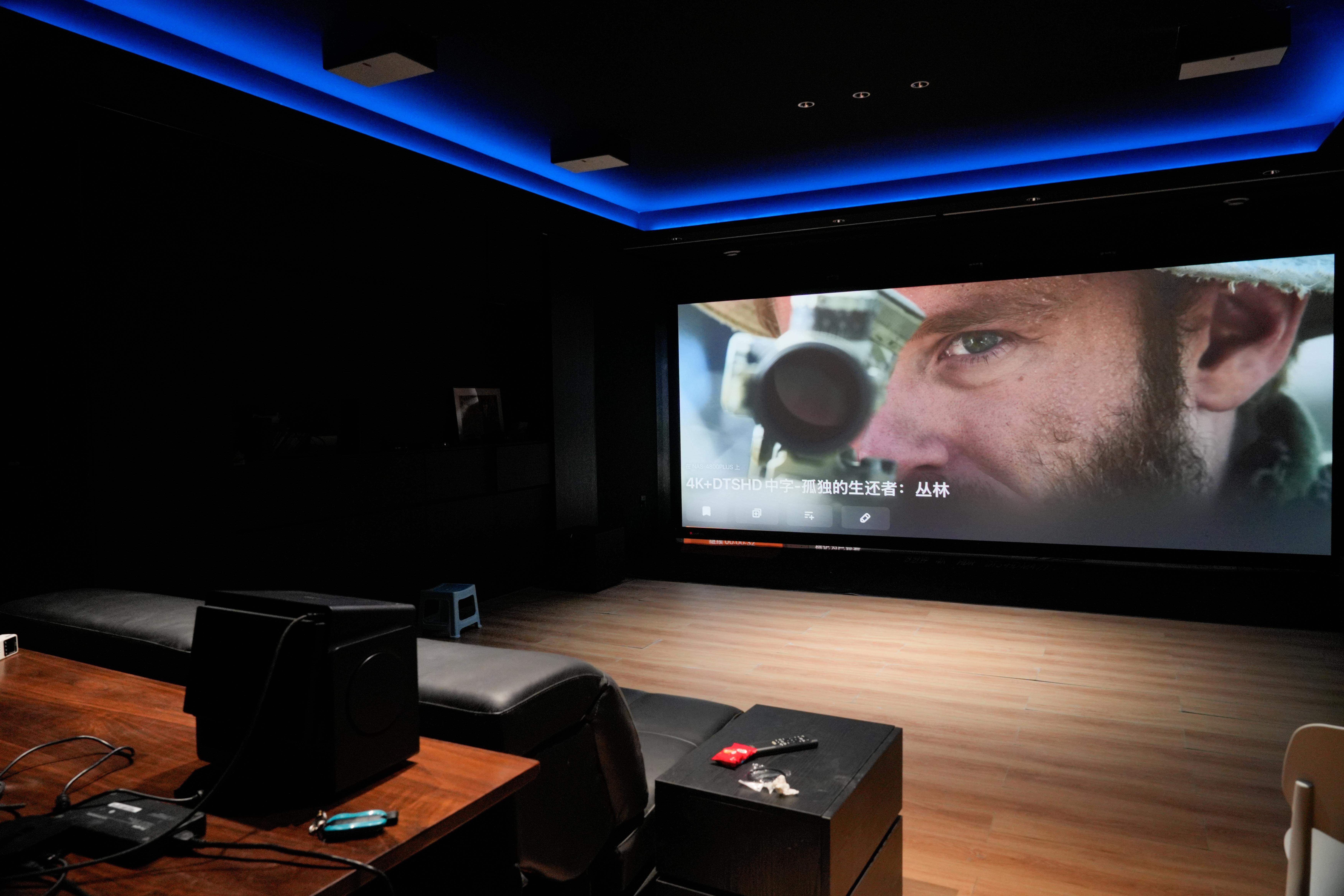 投影需不需要幕布?场景、画质、成本三维分析，附不同环境适配方案