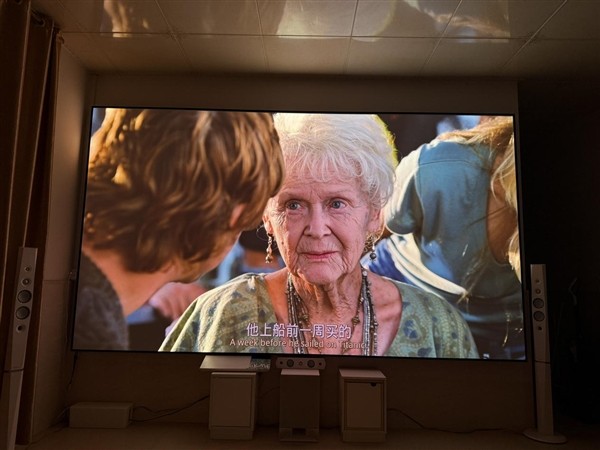 租房投影仪推荐买哪款 当贝D7XPro让租房变温馨小家