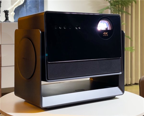 斩获“2025年度旗舰投影影像先锋”!当贝S7 Ultra Max成万元标杆 斩获“2025年度旗舰投影影像先锋”!当贝S7 Ultra Max成万元标杆