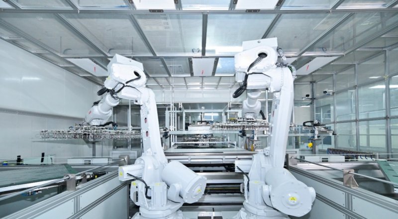 海信电视工厂荣膺全球电视行业首个“灯塔工厂”称号