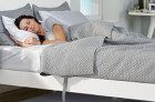 智能床垫可以调节提升睡眠质量：通过温度