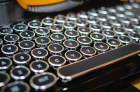 巴洛克天使打字机机械键盘测评：一个有情怀的装逼神器！