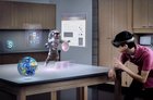 <b>Microsoft HoloLens正式进入中国市场 售价23488元</b>