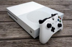 4K游戏主机怎么选？Xbox One X和PS4 Pro对比横评