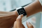 外媒称Apple Watch可在症状出现七天前监测出新冠