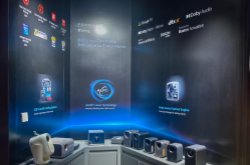 峰米联合小明投影亮相CES 2026 液冷技术与Google TV新品引关注