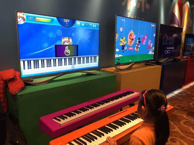 乐视发布儿童桌面 带来智能钢琴等四款硬件