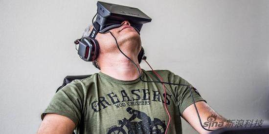 满场的VR眼镜 或许说明这个行业正迅猛发展