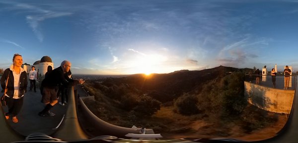 理光360度相机 可拍摄出身临其境的旅行照片 