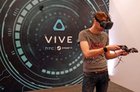 VR配套的控制器体验 主流VR产品配件对比
