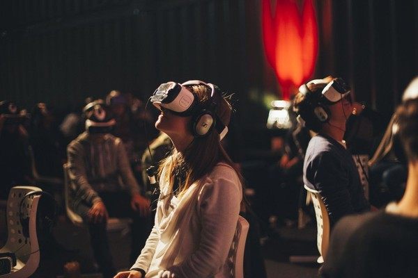 VR影院将会是一个很不错的地方