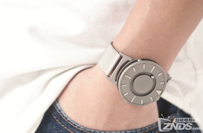 买不起Apple Watch 2 ？其实这个靠磁力运转的手表也很酷