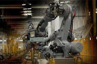 <b>智能工厂时代：工业机器人行业前景无限</b>