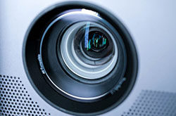 How to buy a home projector? This article t